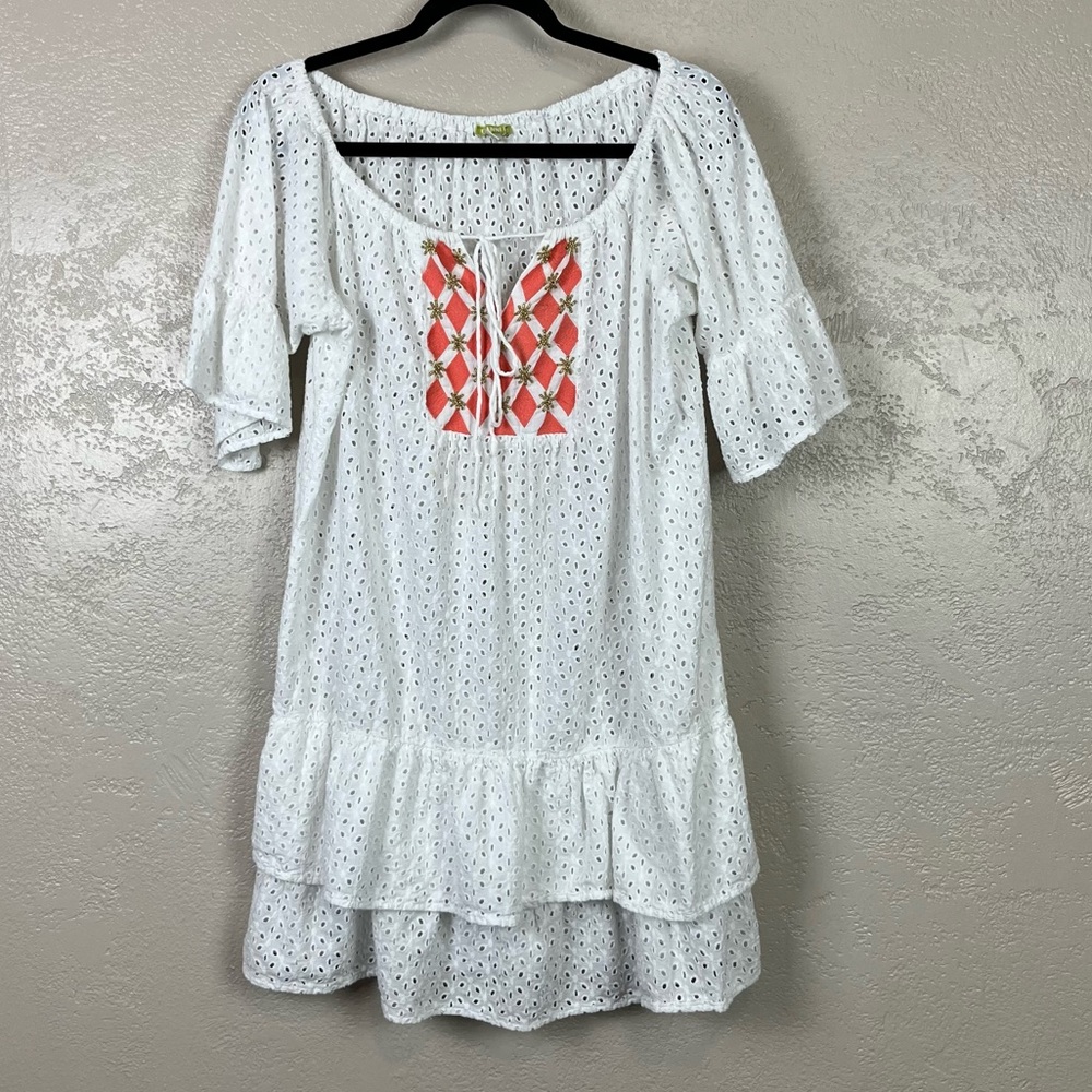 5 for $30 GIANNI BINI White Eyelet Ruffled Swim Coverup Dress Sz M has a stain